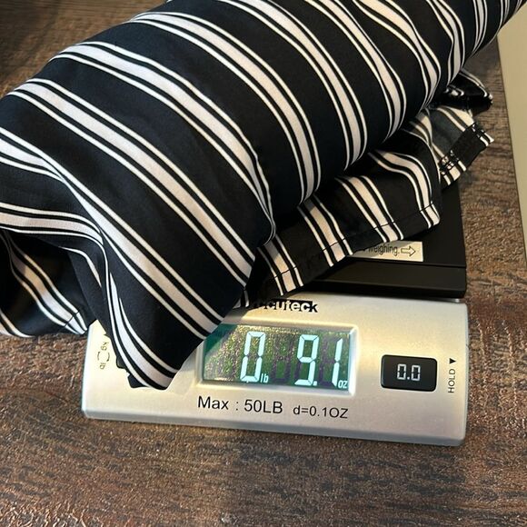 Ann Taylor Loft Women's Black and White Sleeveless Deep V-Neck Blouson Dress LT - Picture 8 of 8